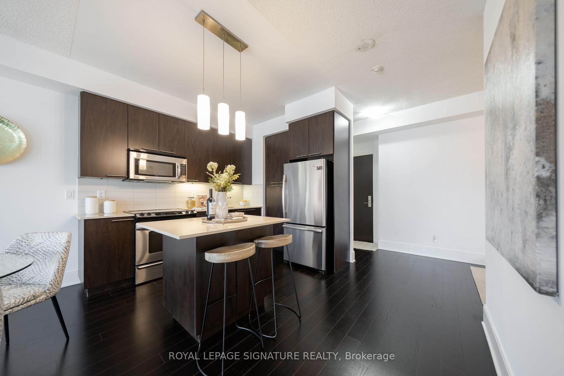 Photo 9 of Unit 1901, 25 Broadway Avenue, Toronto, Mount Pleasant West — HOMEH