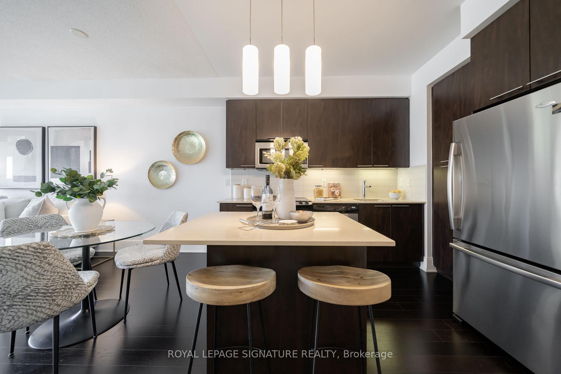 Photo 15 of Unit 1901, 25 Broadway Avenue, Toronto, Mount Pleasant West — HOMEH