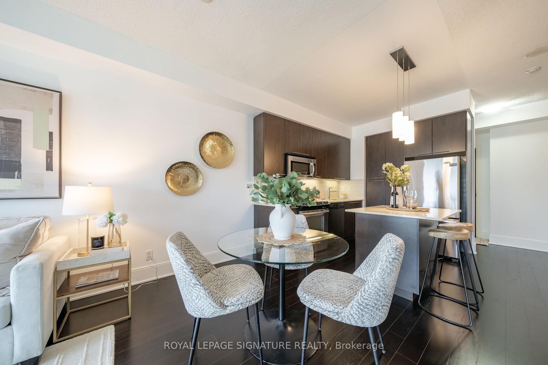 Photo 18 of Unit 1901, 25 Broadway Avenue, Toronto, Mount Pleasant West — HOMEH