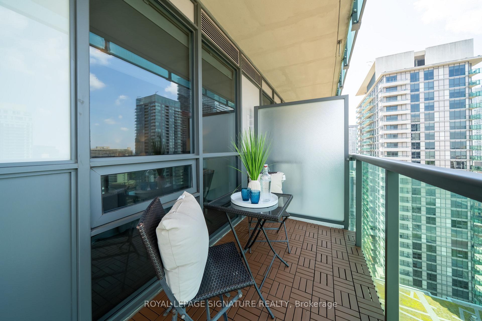 Photo 32 of Unit 1901, 25 Broadway Avenue, Toronto, Mount Pleasant West — HOMEH