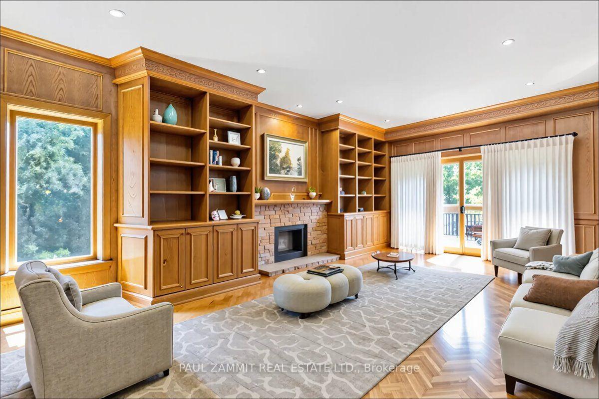 Photo 8 of 12 Old English Lane, Markham, Bayview Glen — HOMEH