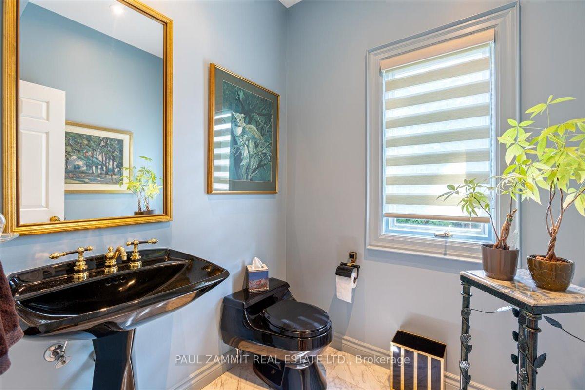 Photo 26 of 12 Old English Lane, Markham, Bayview Glen — HOMEH