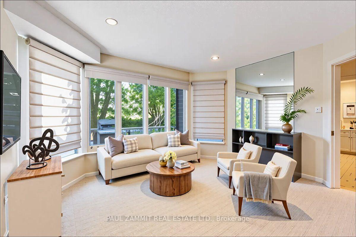 Photo 27 of 12 Old English Lane, Markham, Bayview Glen — HOMEH