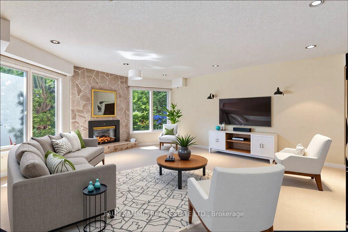 Photo 29 of 12 Old English Lane, Markham, Bayview Glen — HOMEH