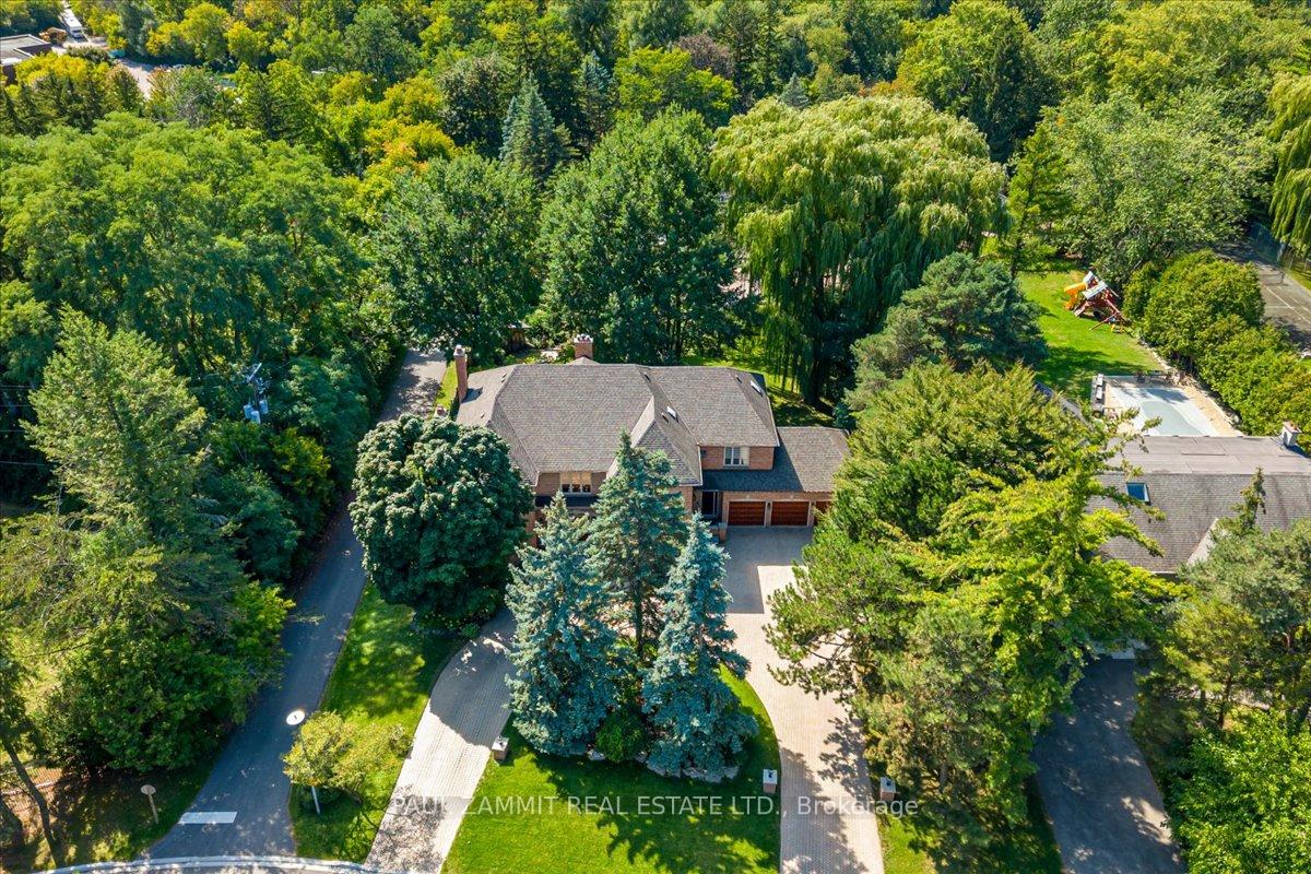 Photo 44 of 12 Old English Lane, Markham, Bayview Glen — HOMEH