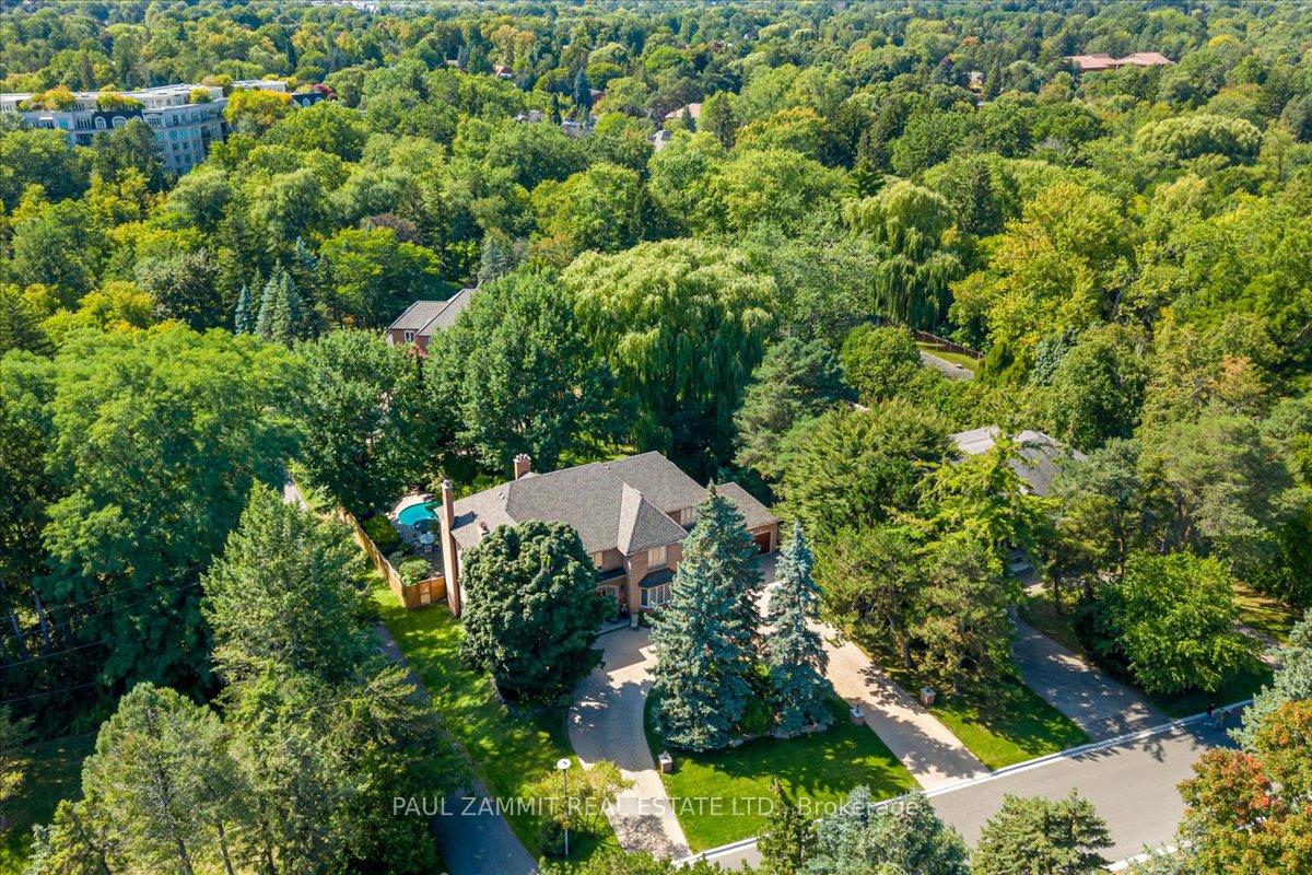 Photo 46 of 12 Old English Lane, Markham, Bayview Glen — HOMEH