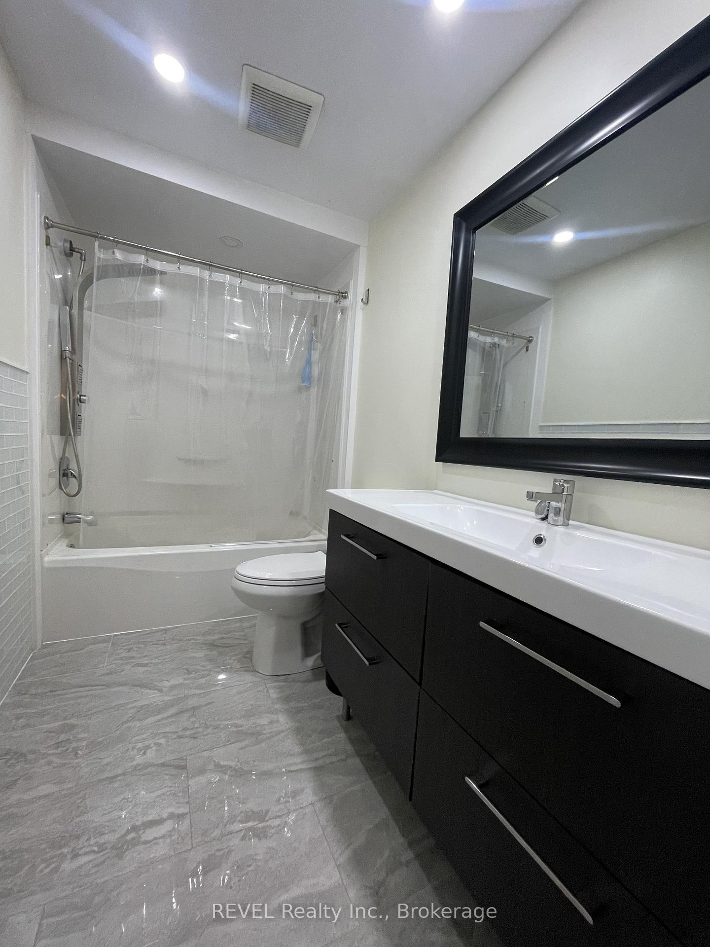 Photo 19 of 24 Rembrandt Drive, Grimsby, Grimsby Beach — HOMEH