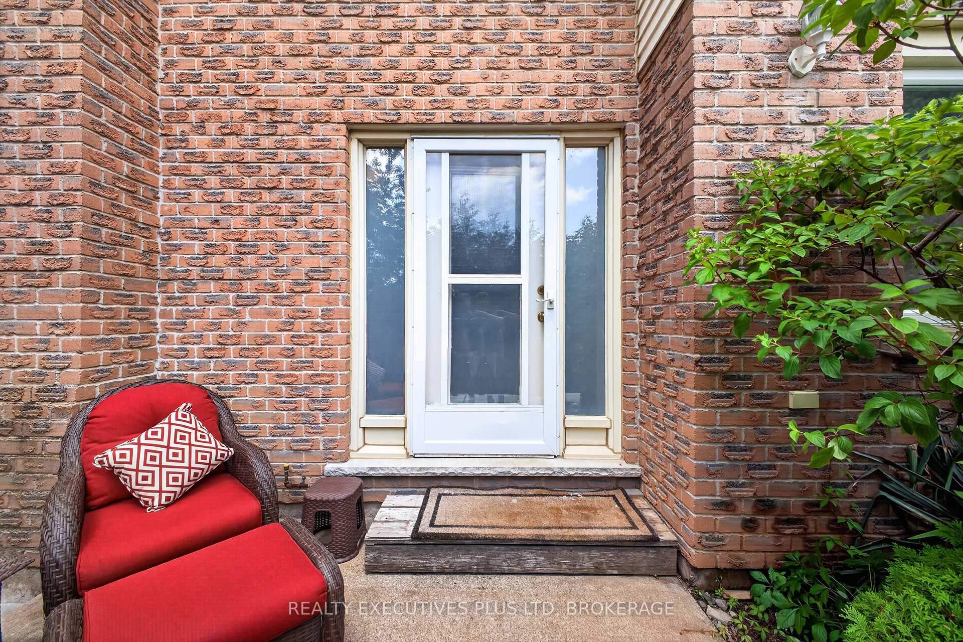 Photo 28 of Unit 6, 6044 Swayze Drive, Niagara Falls, Church's Lane — HOMEH