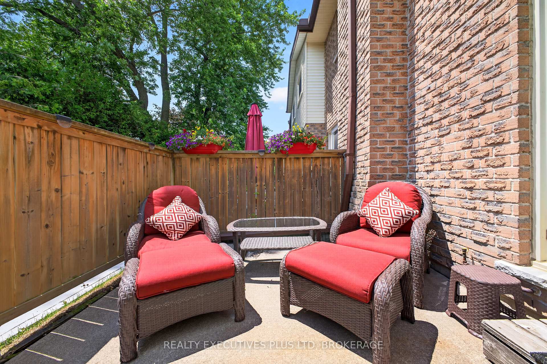 Photo 30 of Unit 6, 6044 Swayze Drive, Niagara Falls, Church's Lane — HOMEH