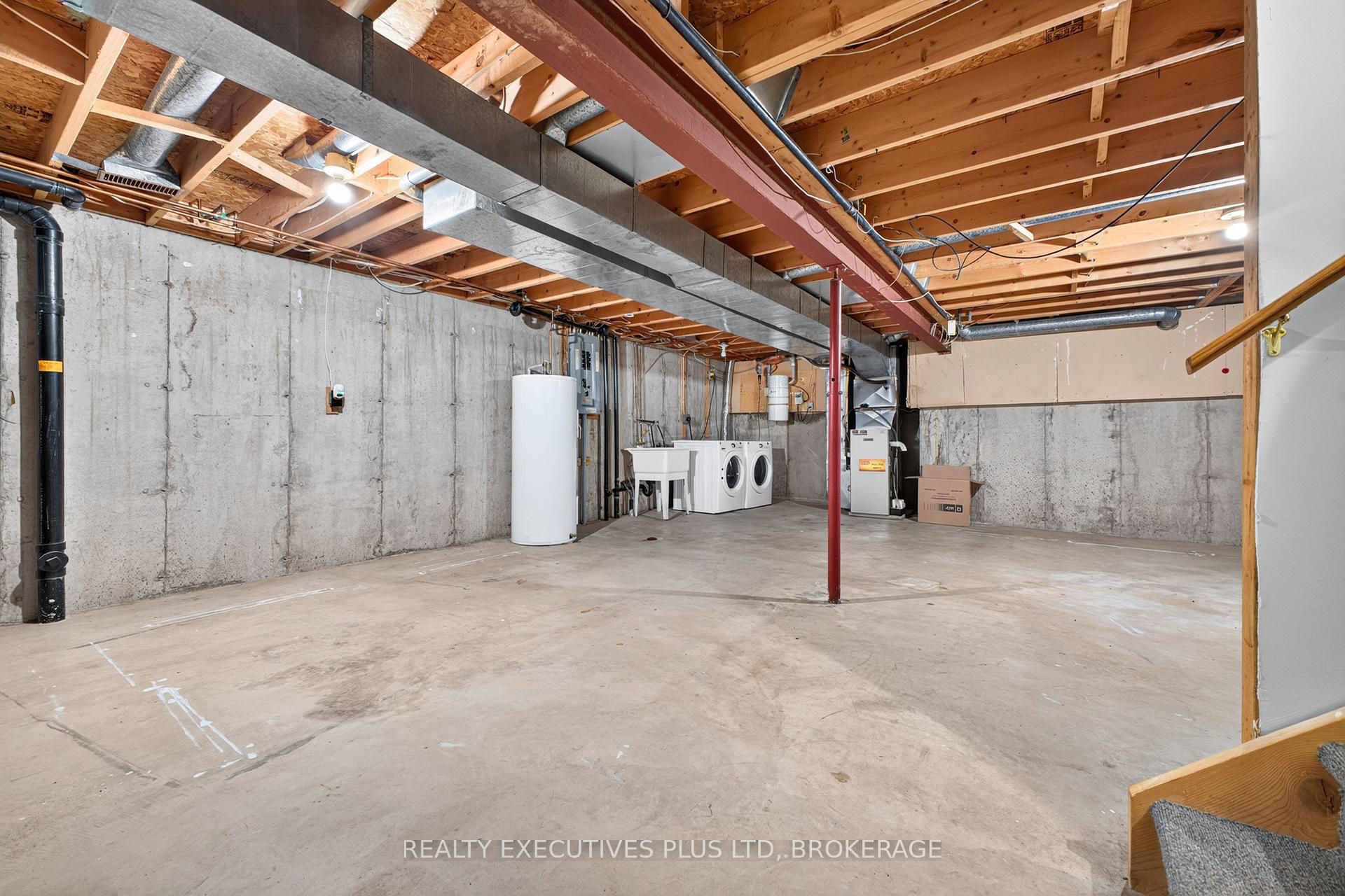 Photo 25 of Unit 6, 6044 Swayze Drive, Niagara Falls, Church's Lane — HOMEH