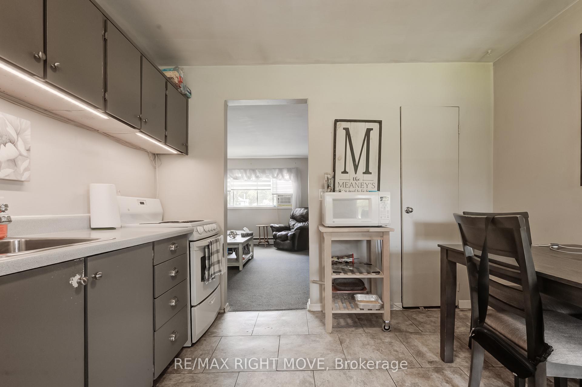 Photo 7 of 125 Schlueter Street, Cambridge, Preston North — HOMEH