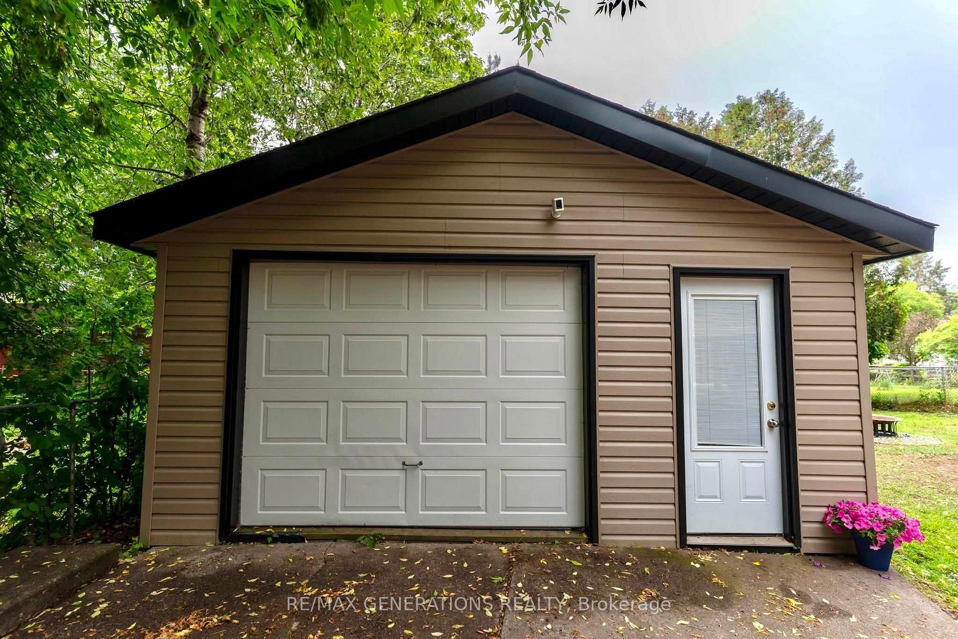 Photo 38 of 473 Tupper Street, Thunder Bay, College Heights — HOMEH