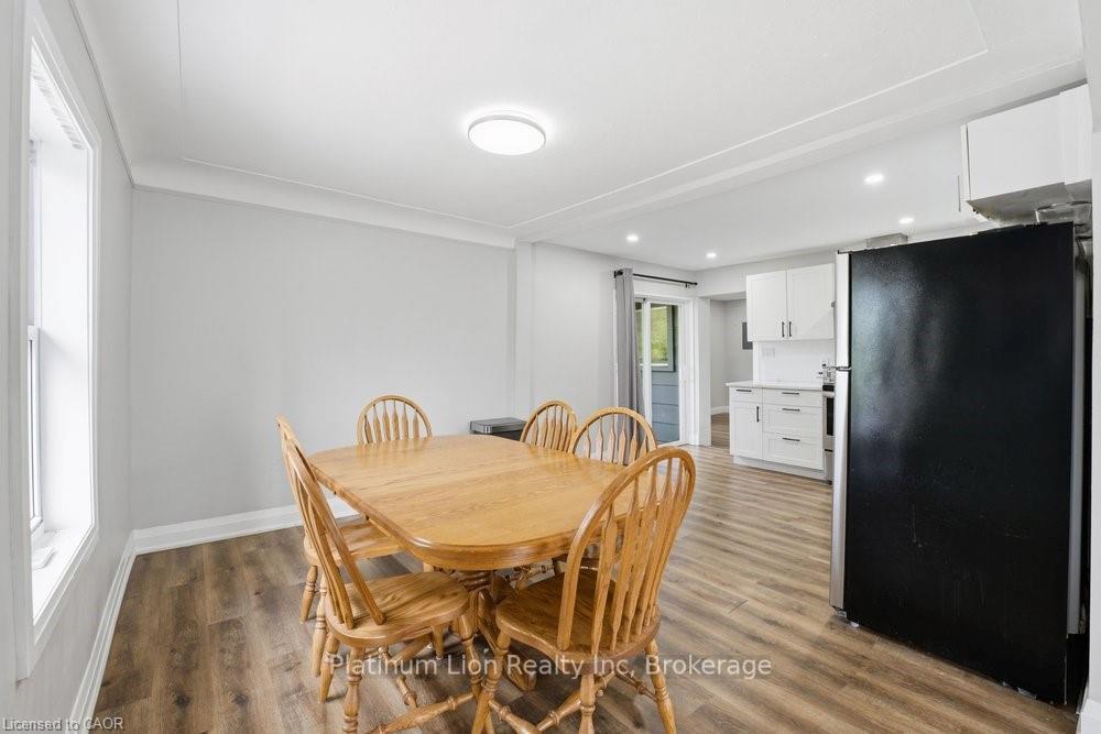 Photo 7 of Unit 2, 773 Lawrence Road, Hamilton, Bartonville — HOMEH
