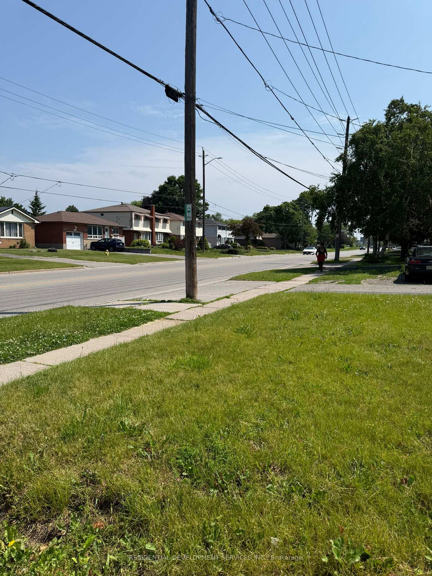 Photo 11 of 659 Gibb Street, Oshawa, Vanier — HOMEH