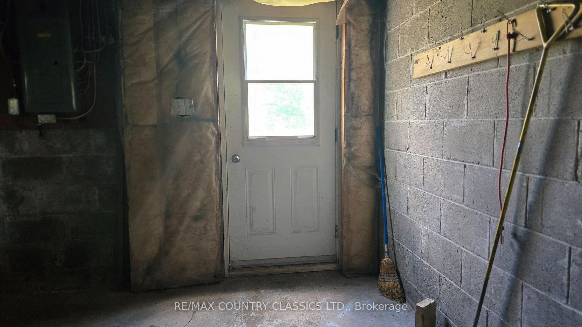 Photo 11 of 7118 Highway 620, Limerick — HOMEH