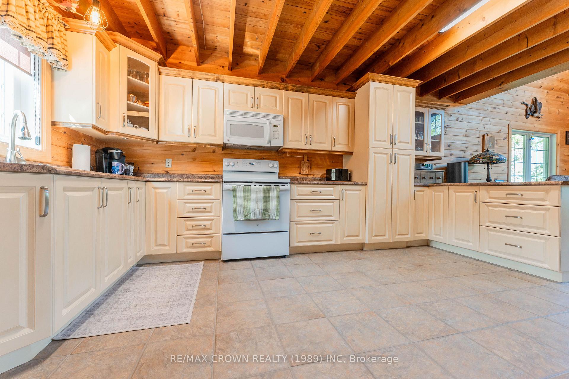 Photo 13 of Unit Moonbeam, 33 Sailing Club Road, Kapuskasing — HOMEH
