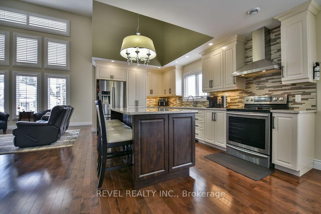Photo 16 of 521 Pine Street N, Timmins, TNE - North — HOMEH