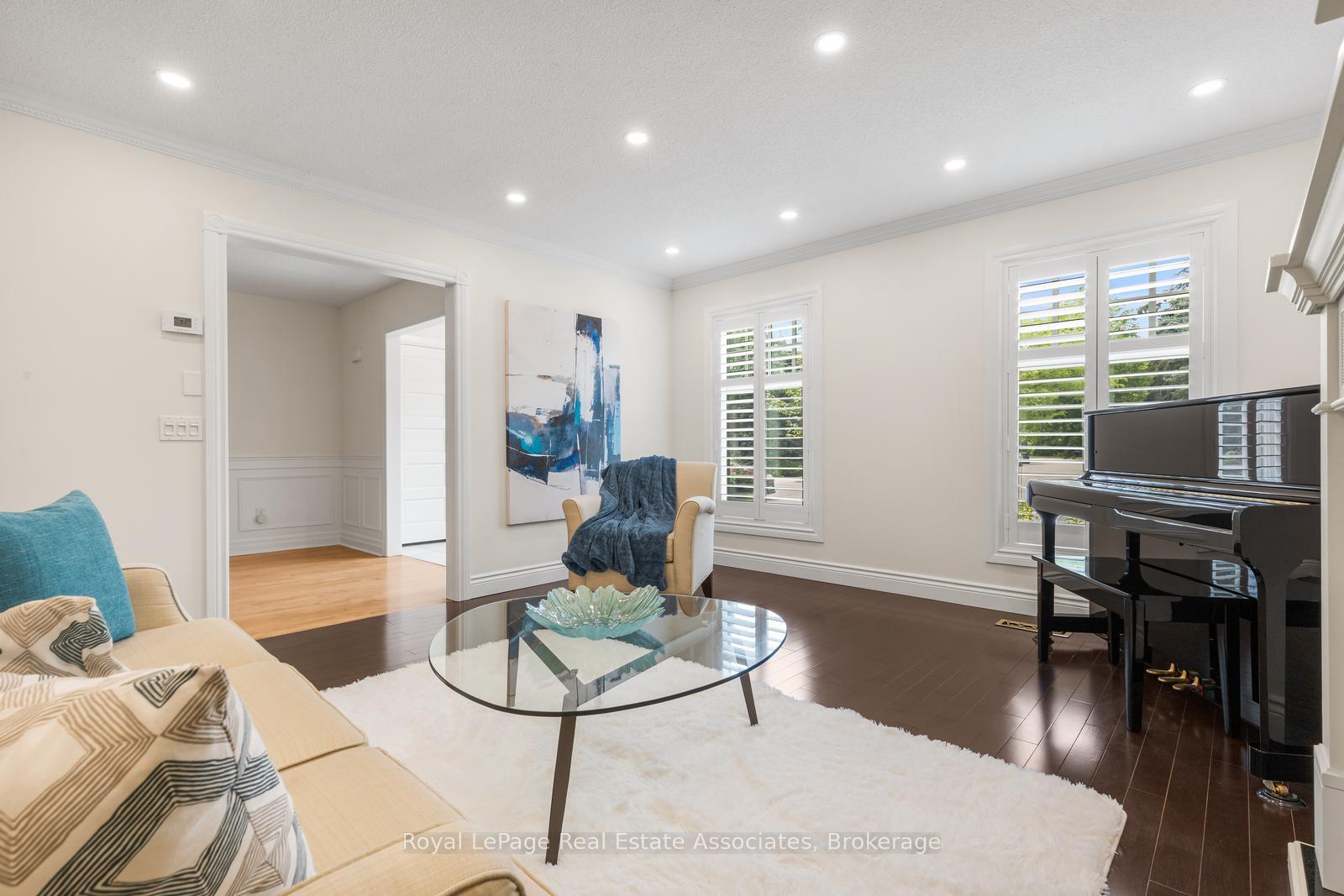 Photo 10 of 3075 Council Ring Road, Mississauga, Erin Mills — HOMEH