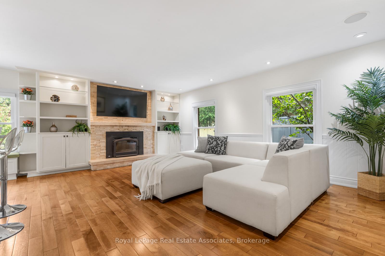 Photo 11 of 3075 Council Ring Road, Mississauga, Erin Mills — HOMEH