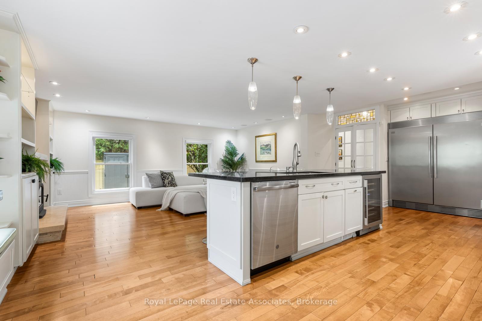 Photo 19 of 3075 Council Ring Road, Mississauga, Erin Mills — HOMEH