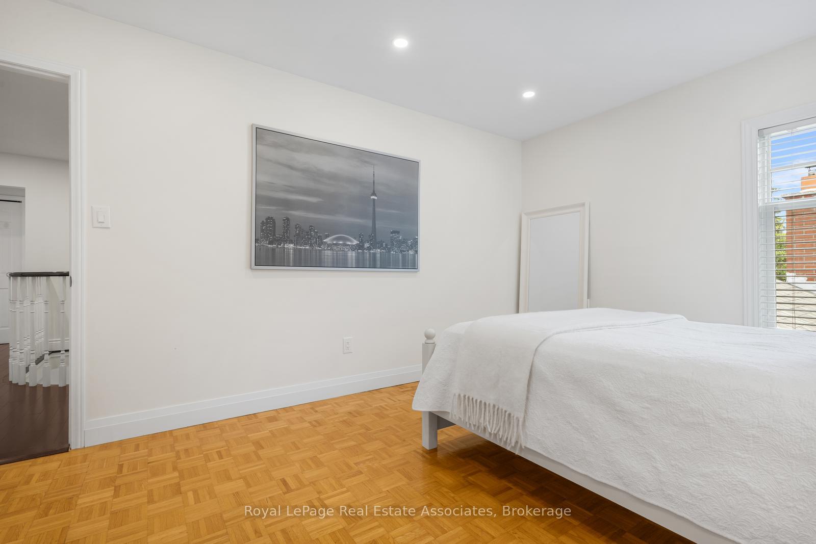 Photo 33 of 3075 Council Ring Road, Mississauga, Erin Mills — HOMEH