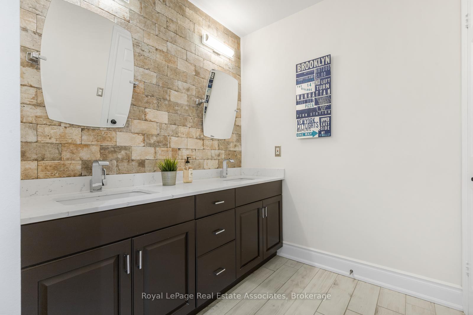 Photo 35 of 3075 Council Ring Road, Mississauga, Erin Mills — HOMEH