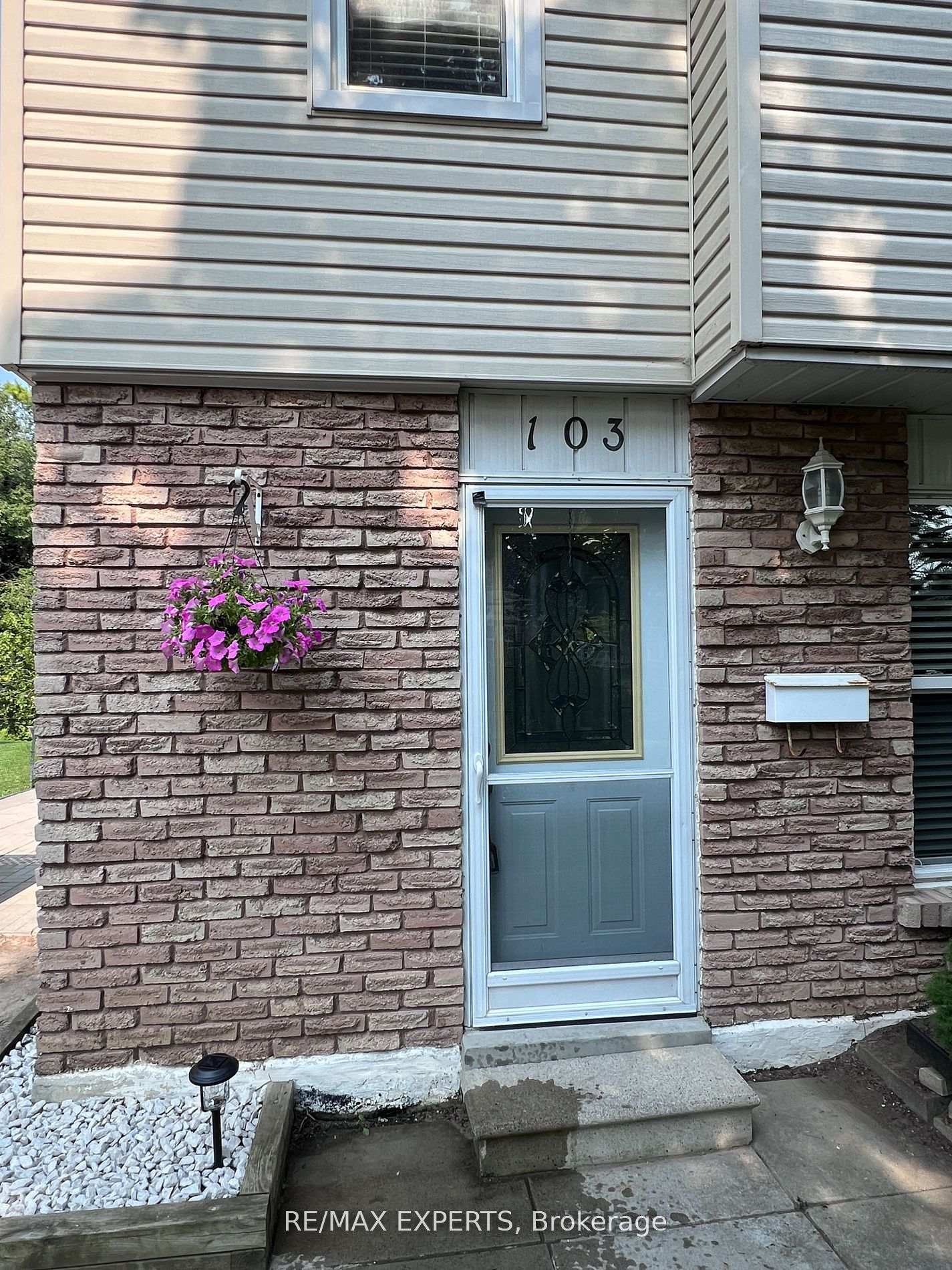Photo 2 of 103 Guthrie Crescent, Whitby, Lynde Creek — HOMEH