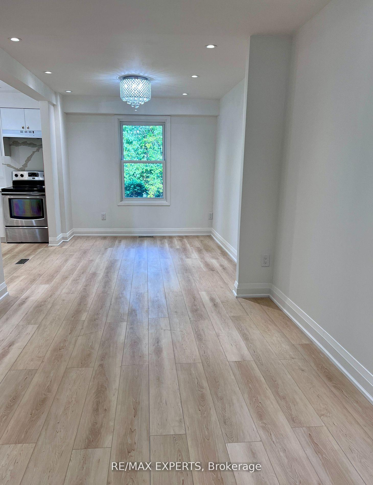 Photo 8 of 103 Guthrie Crescent, Whitby, Lynde Creek — HOMEH