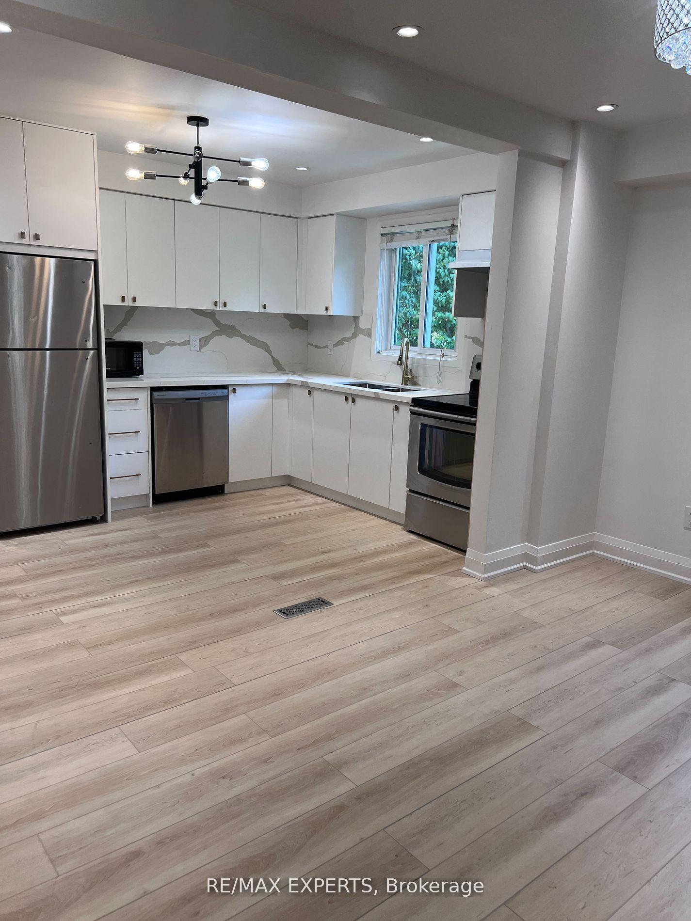 Photo 10 of 103 Guthrie Crescent, Whitby, Lynde Creek — HOMEH