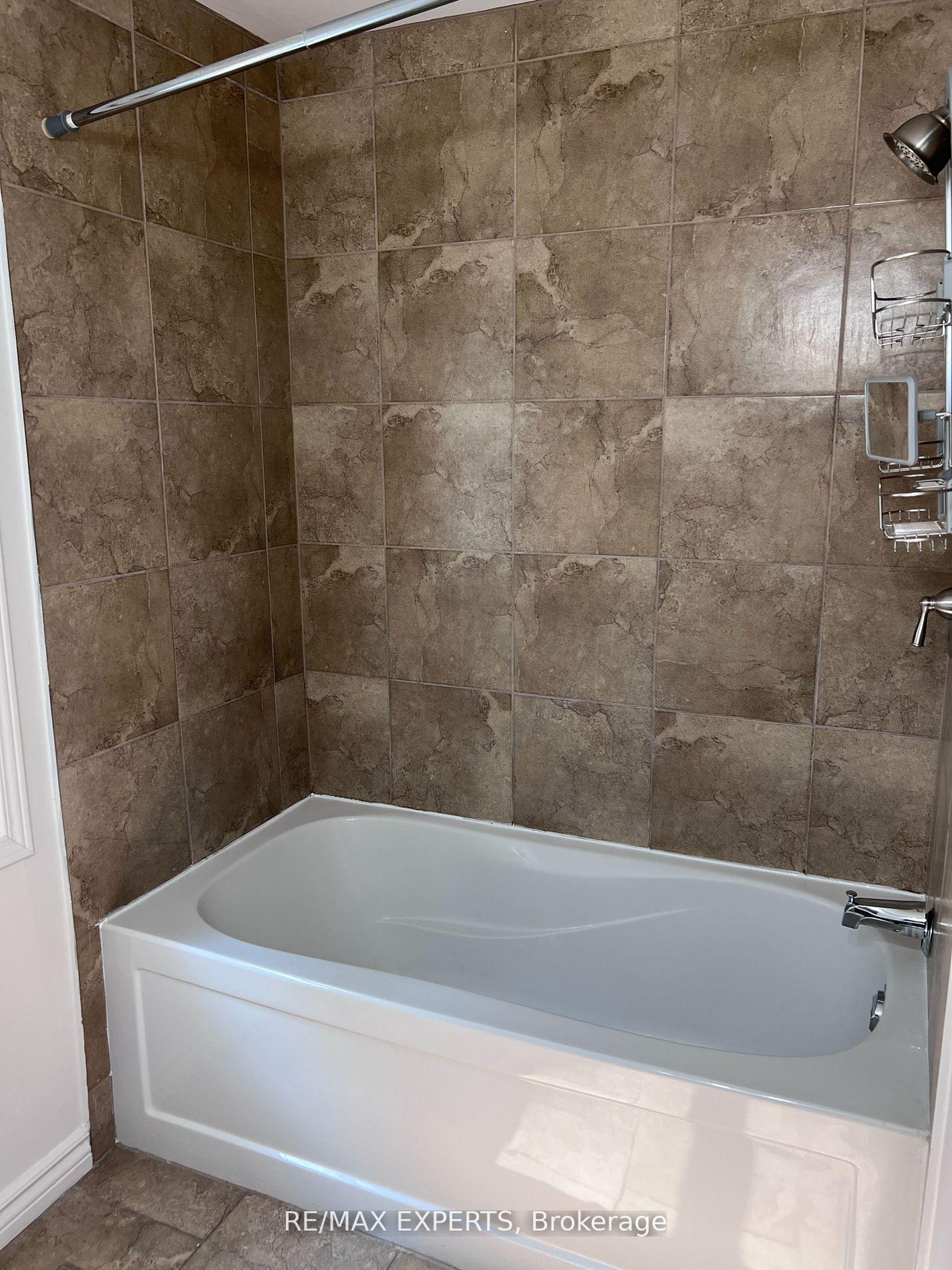 Photo 23 of 103 Guthrie Crescent, Whitby, Lynde Creek — HOMEH