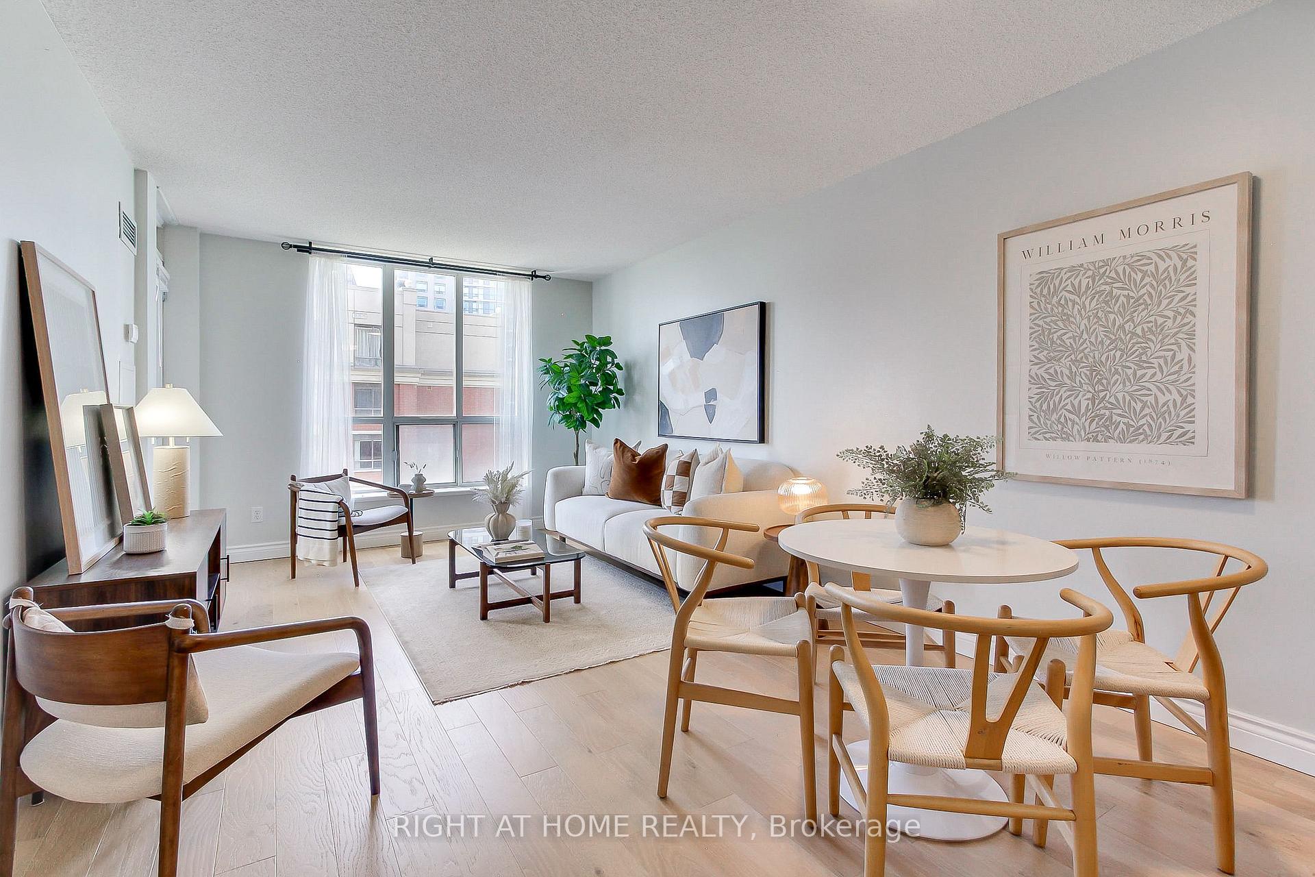 Photo 3 of Unit 907, 55 Harrison Garden Boulevard, North York, Willowdale East — HOMEH