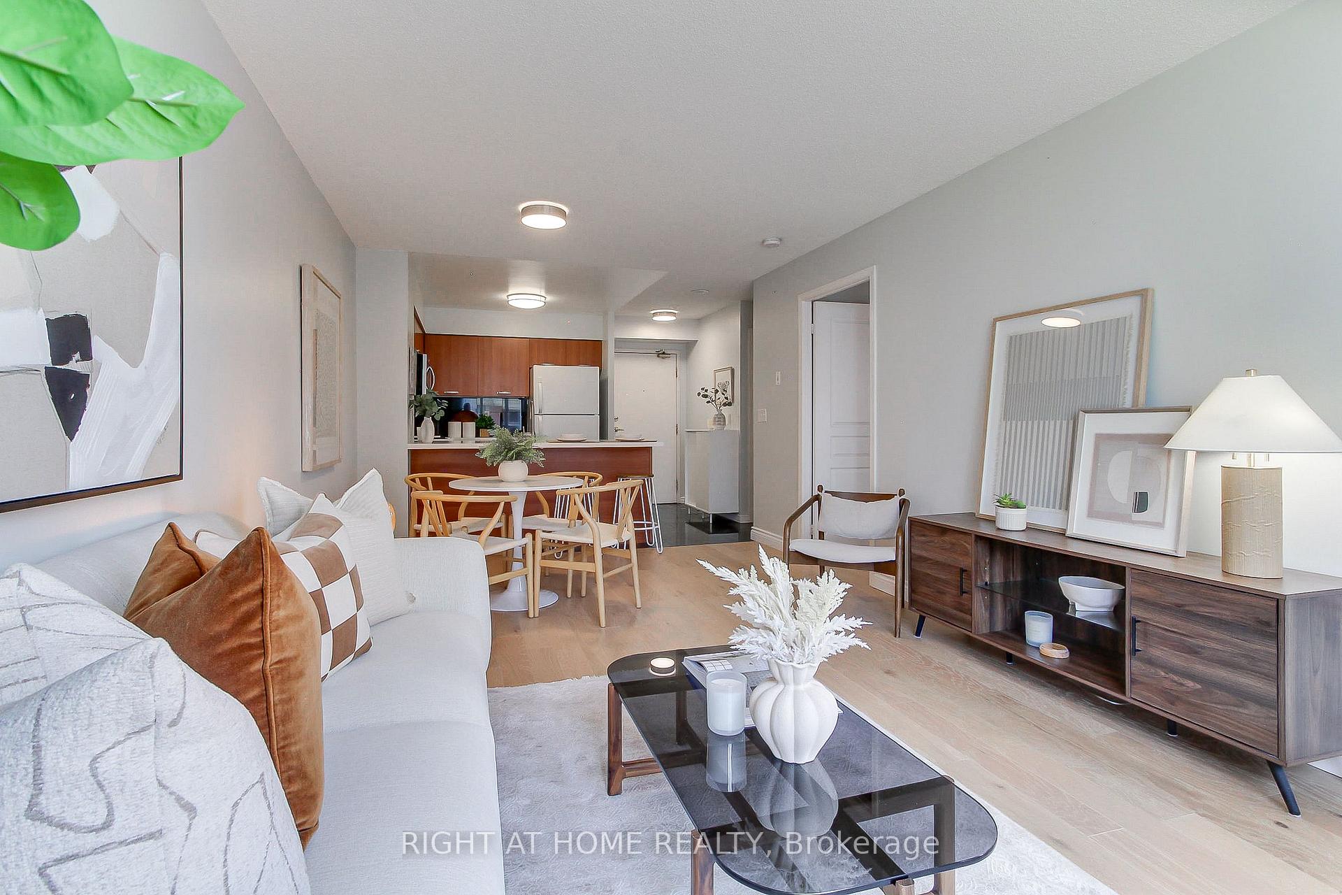 Photo 5 of Unit 907, 55 Harrison Garden Boulevard, North York, Willowdale East — HOMEH