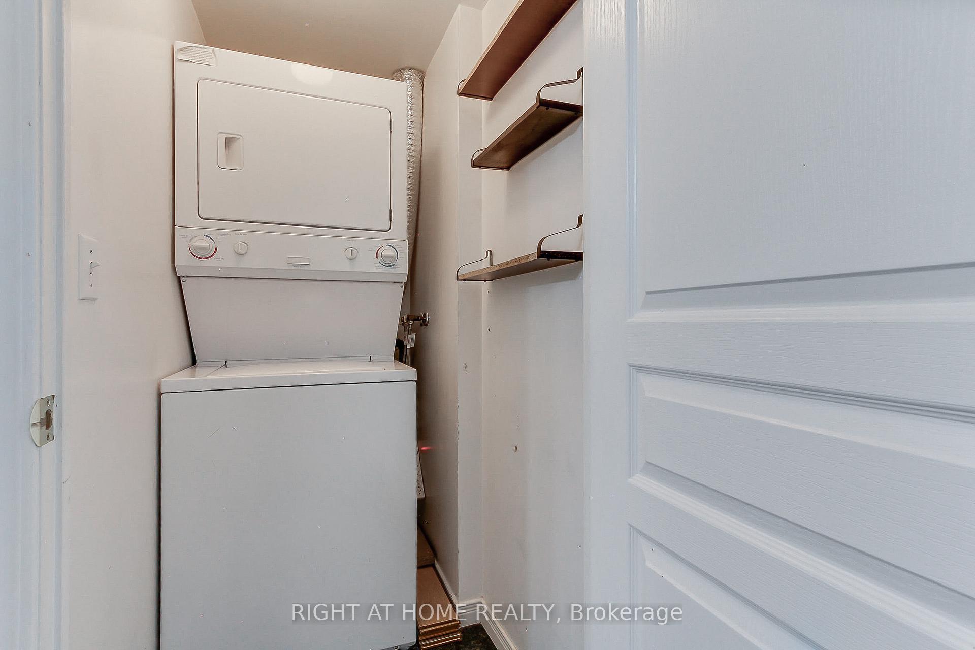 Photo 12 of Unit 907, 55 Harrison Garden Boulevard, North York, Willowdale East — HOMEH