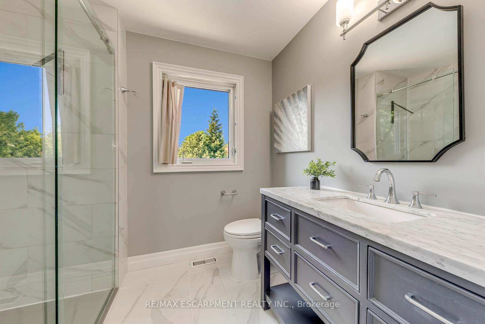 Photo 25 of 1633 Greenbriar Drive, Oakville, Glen Abbey — HOMEH
