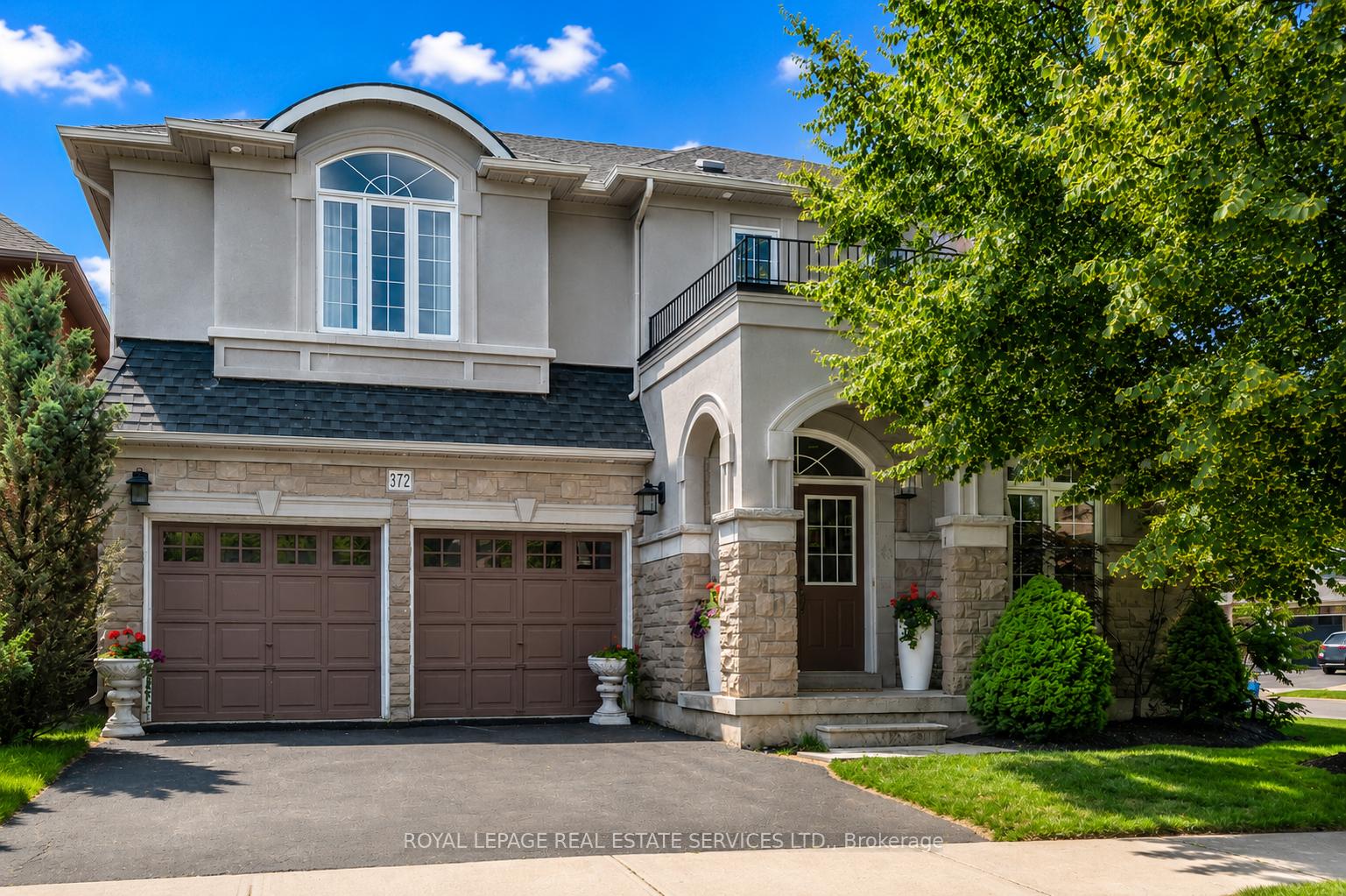 Photo 1 of 372 Creek Path Avenue, Oakville, Bronte — HOMEH
