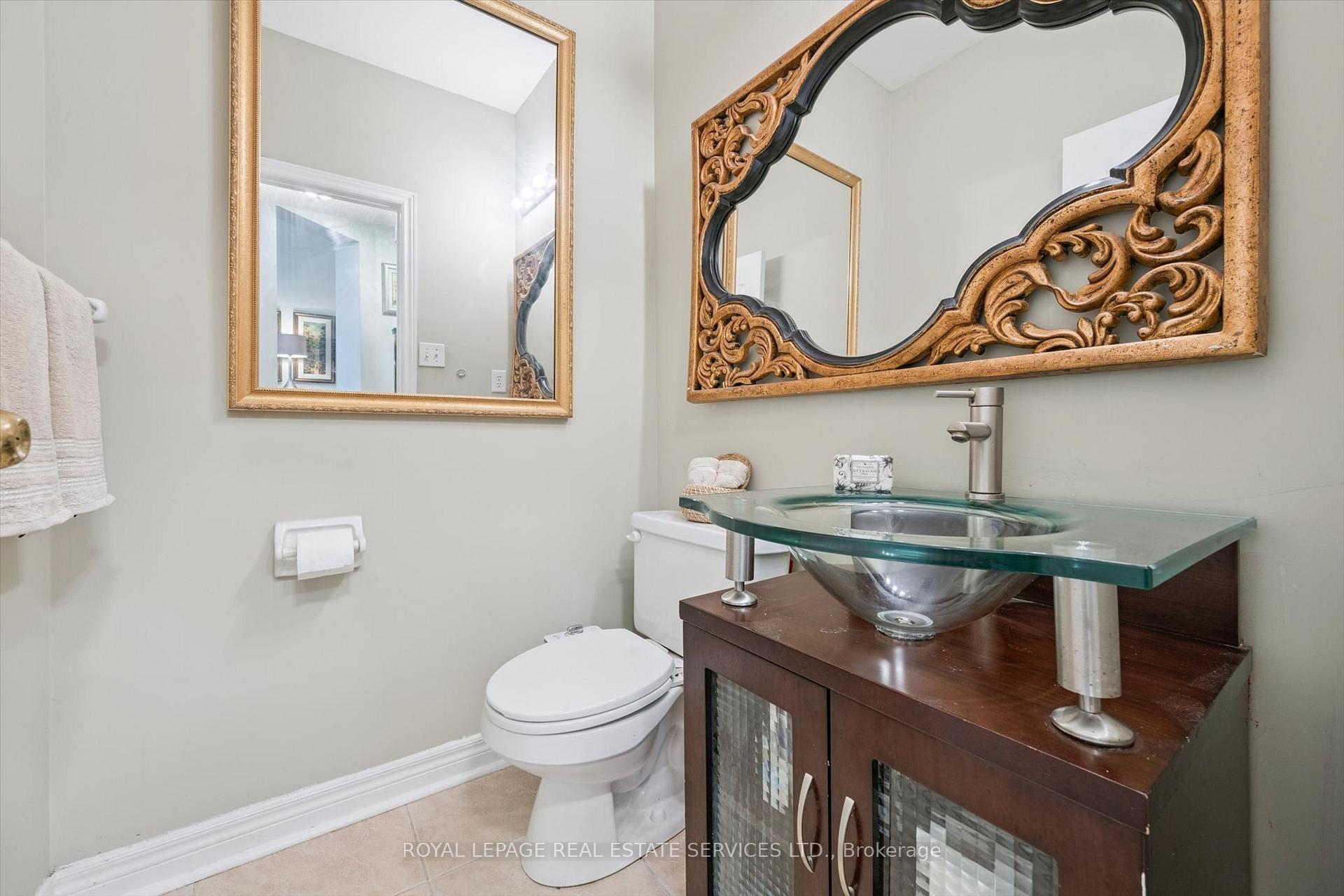 Photo 20 of 372 Creek Path Avenue, Oakville, Bronte — HOMEH