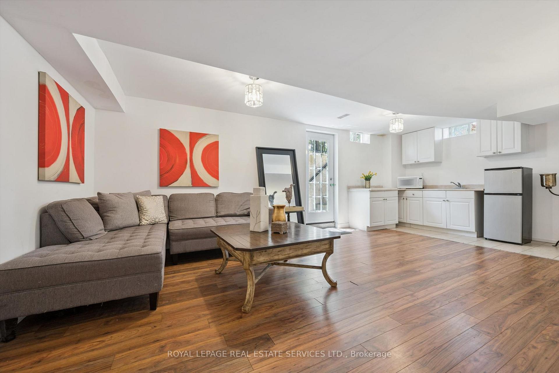 Photo 32 of 372 Creek Path Avenue, Oakville, Bronte — HOMEH