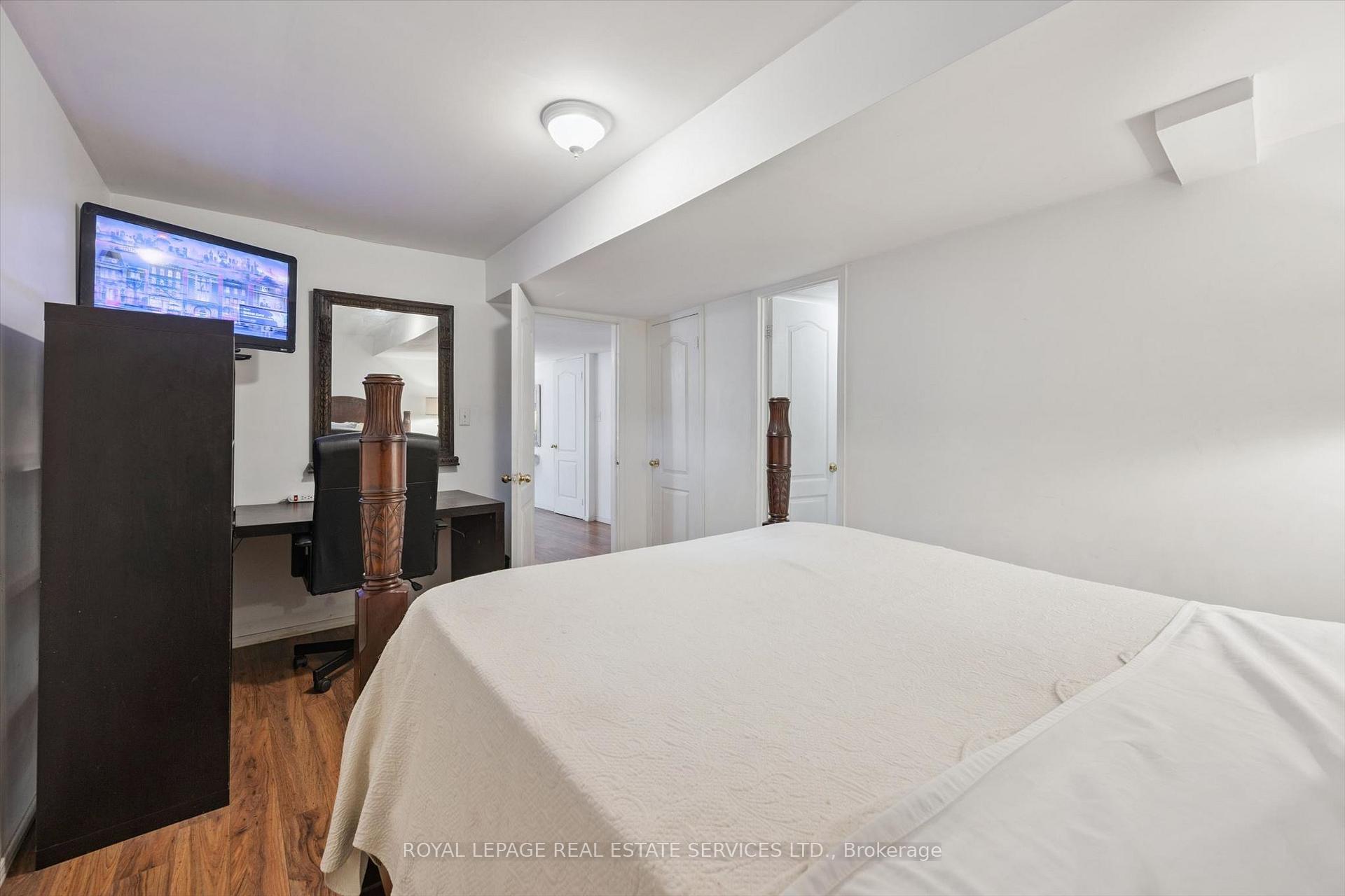 Photo 36 of 372 Creek Path Avenue, Oakville, Bronte — HOMEH