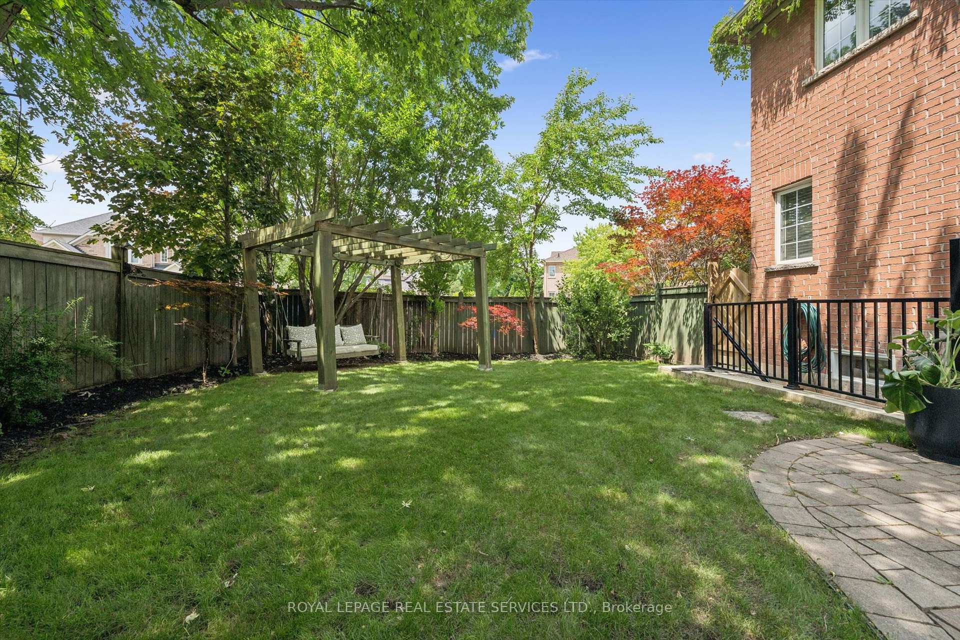 Photo 45 of 372 Creek Path Avenue, Oakville, Bronte — HOMEH