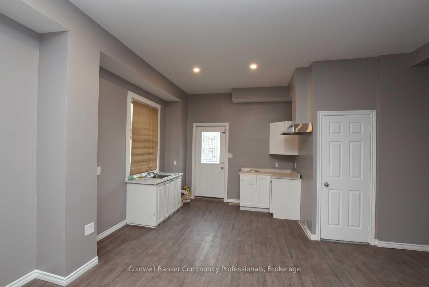 Photo 4 of 78 George Street, Hamilton, Central — HOMEH