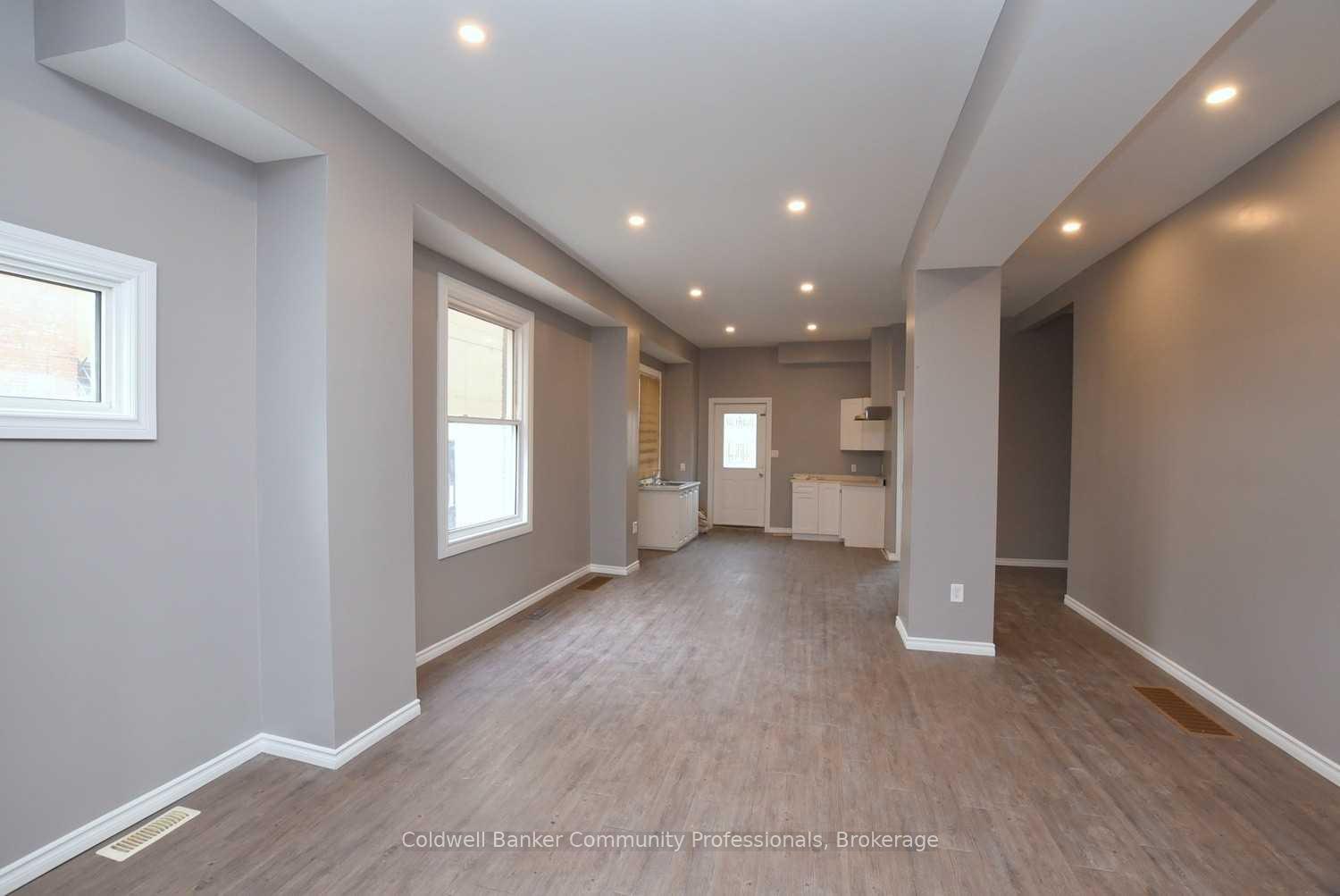 Photo 5 of 78 George Street, Hamilton, Central — HOMEH