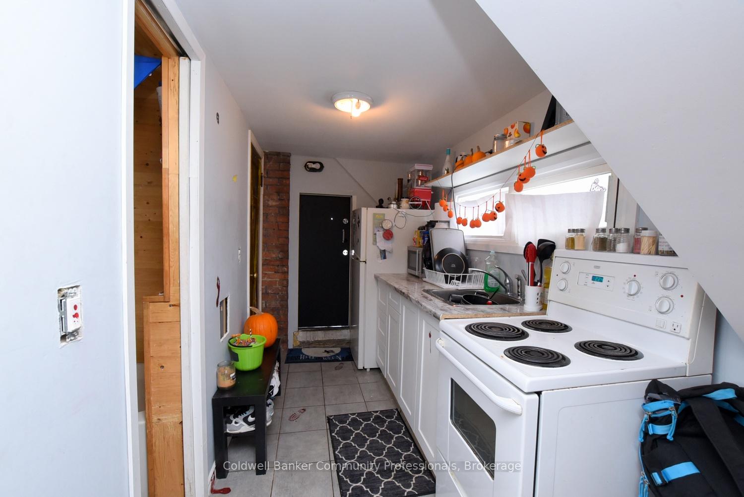 Photo 8 of 78 George Street, Hamilton, Central — HOMEH