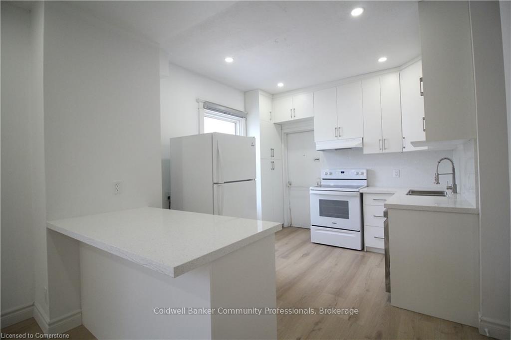 Photo 9 of 78 George Street, Hamilton, Central — HOMEH