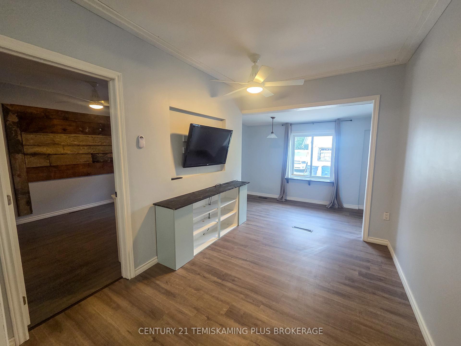 Photo 8 of 24 Baker Street, Cobalt — HOMEH