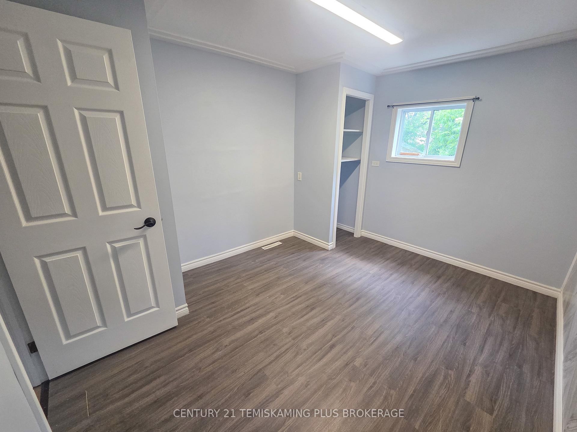 Photo 12 of 24 Baker Street, Cobalt — HOMEH