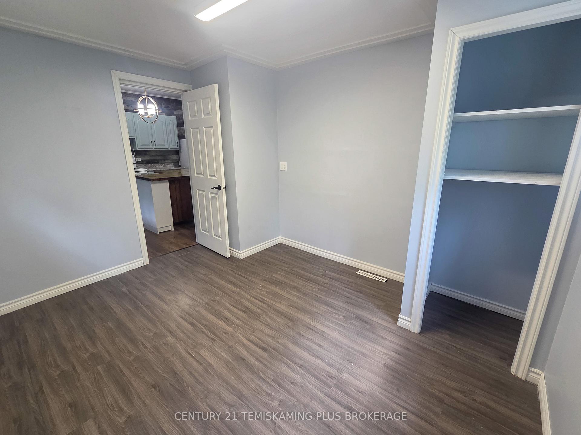 Photo 13 of 24 Baker Street, Cobalt — HOMEH