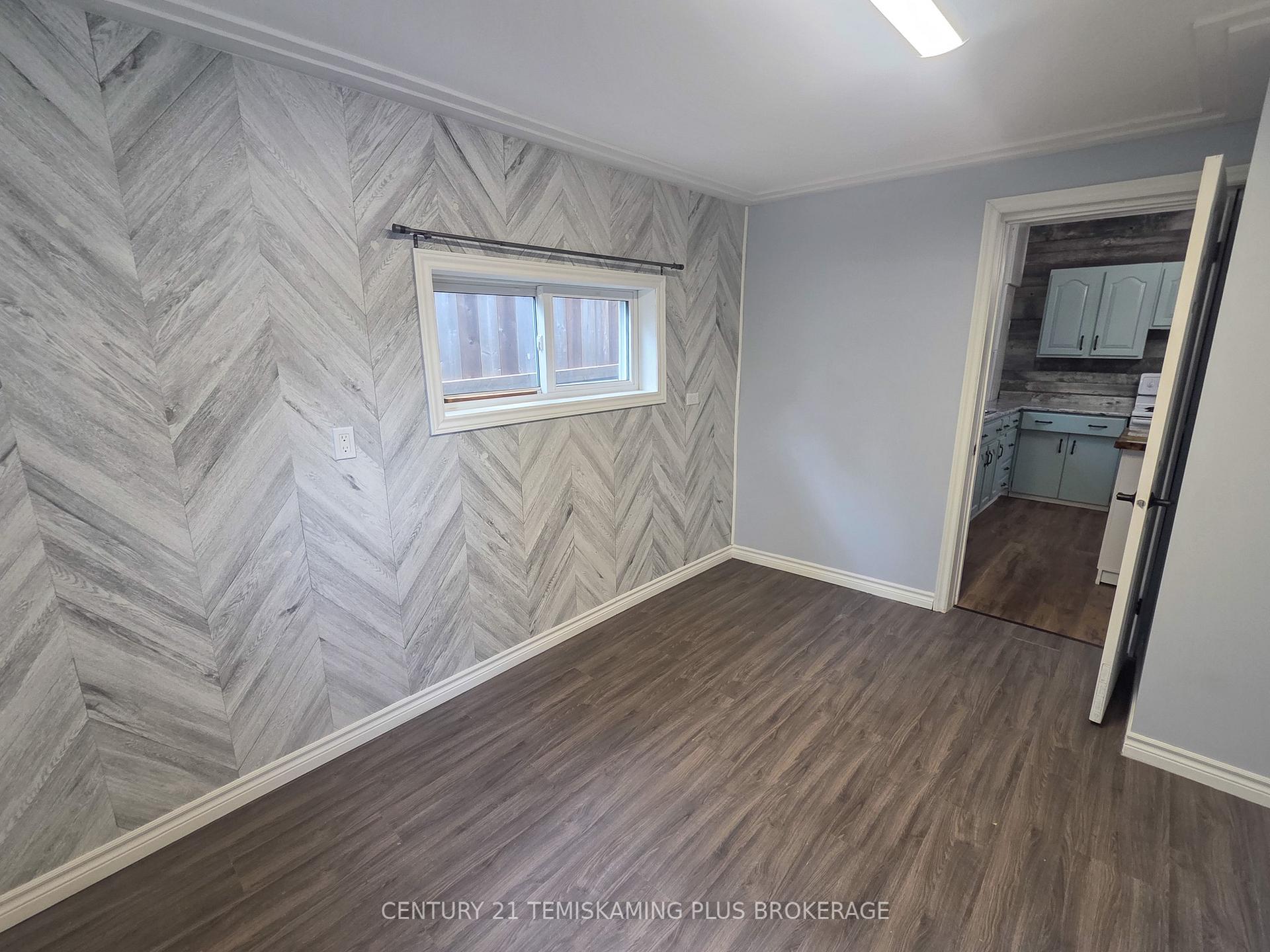Photo 14 of 24 Baker Street, Cobalt — HOMEH