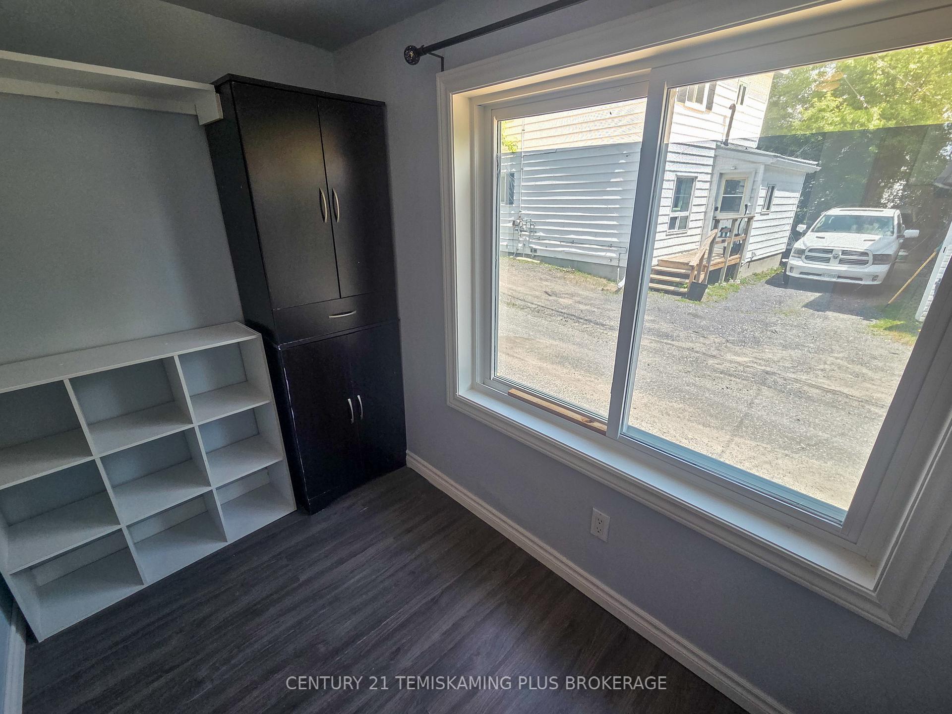 Photo 19 of 24 Baker Street, Cobalt — HOMEH