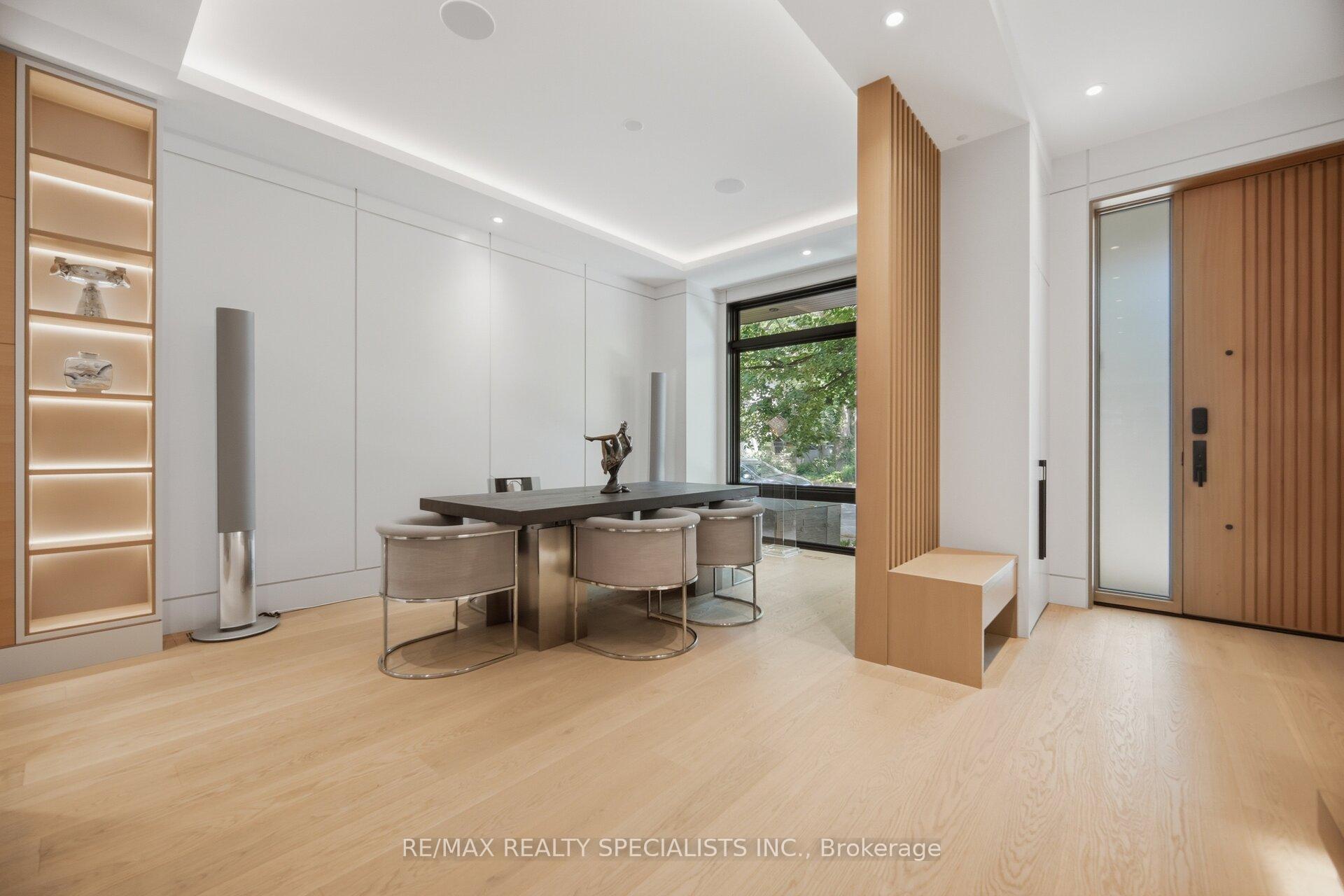 Photo 5 of 43 Summerhill Avenue, Toronto, Rosedale-Moore Park — HOMEH