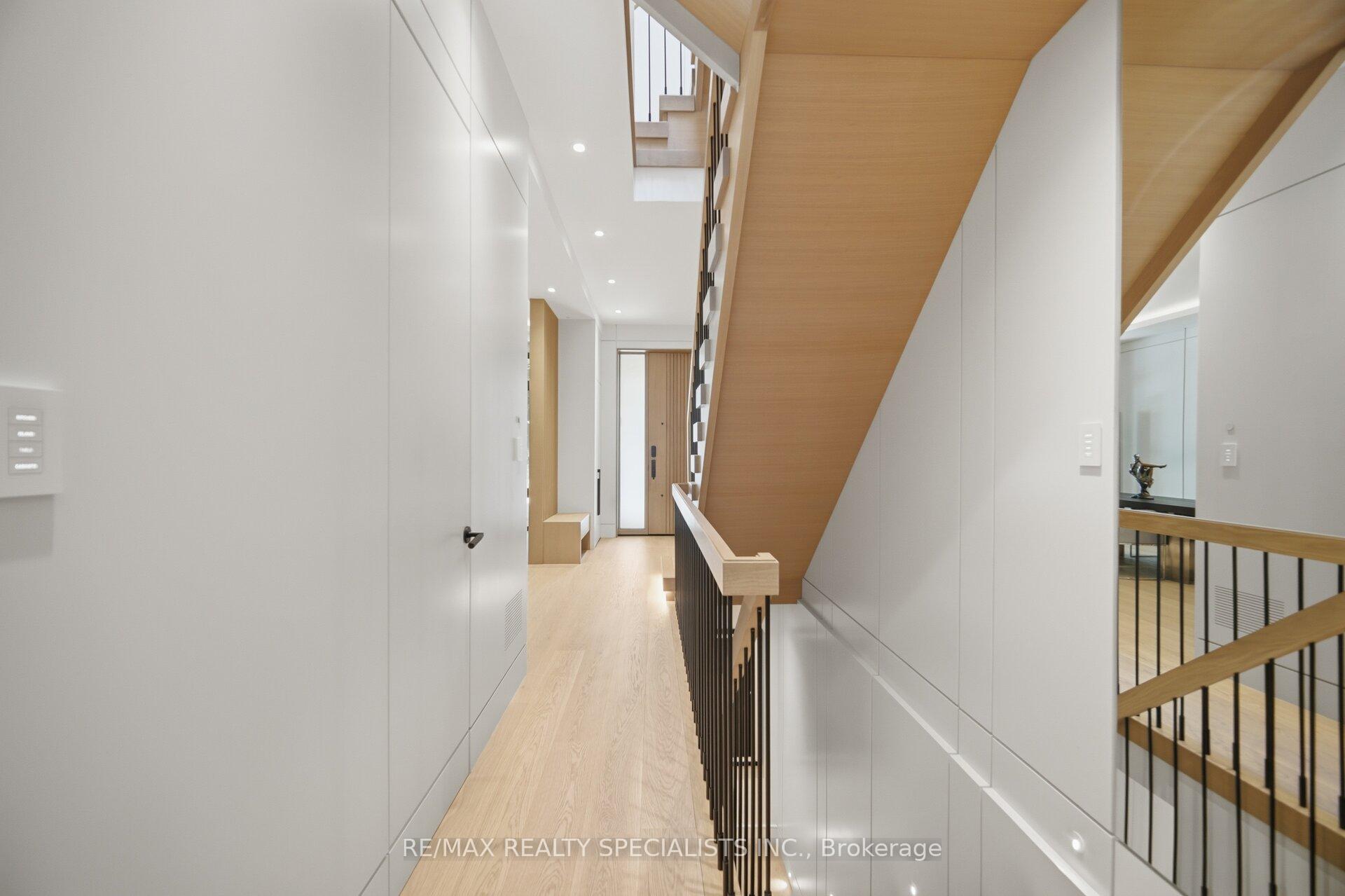 Photo 7 of 43 Summerhill Avenue, Toronto, Rosedale-Moore Park — HOMEH